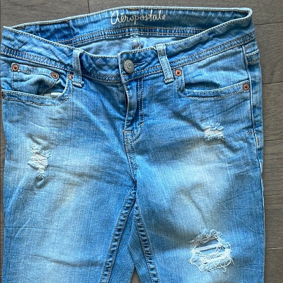 Aeropostale Women's Distressed Boot Cut Blue Jeans - Picture 5 of 9